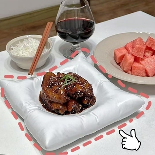 饰盘北欧桌面摆件玄关收纳盘 轻奢新奇特抱枕餐盘陶瓷西餐沙拉装
