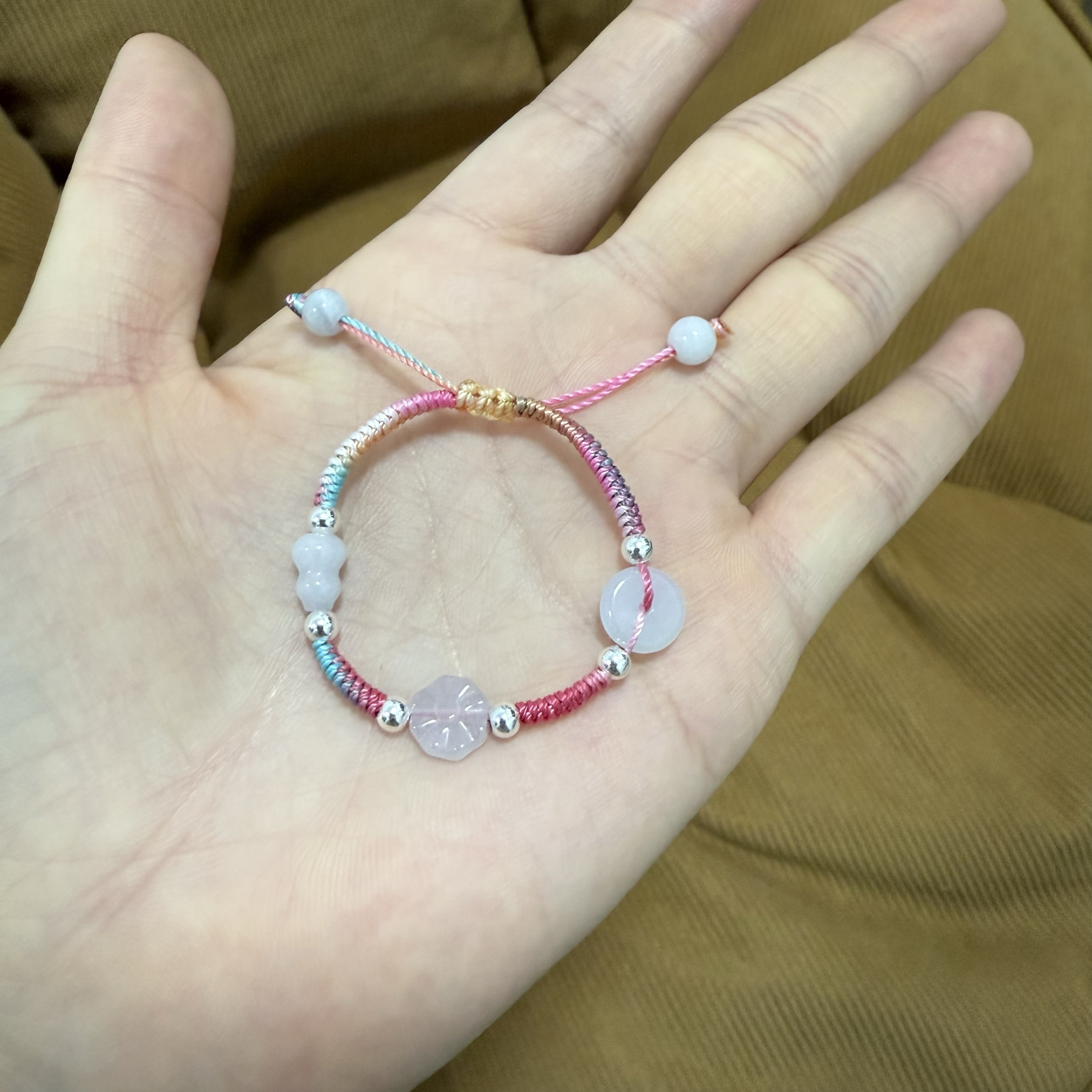 八卦宝宝初生婴儿红绳手链绳百事无忌纯银平安玉石七彩线天然纯银