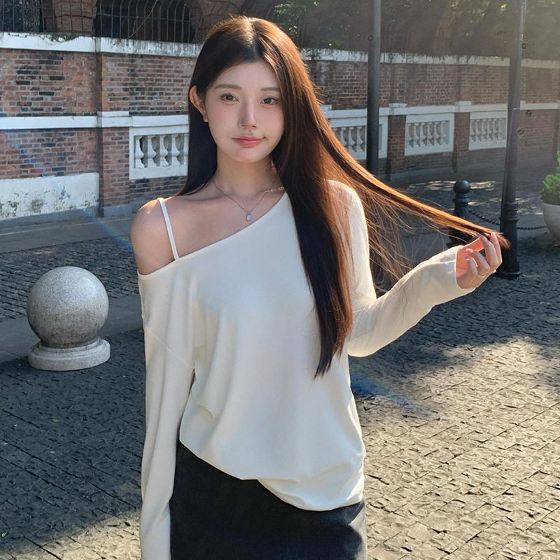甜美斜领露肩长袖T恤女2026春秋新款宽松设计感韩系纯欲吊带上衣,女装/女士精品,打底裤,淘宝优惠券,粉丝福利购,淘宝优惠卷