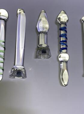 A glass-made anus used as a masturbation toy