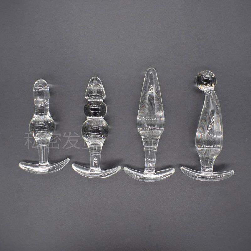 A glass-made anus used as a masturbation toy
