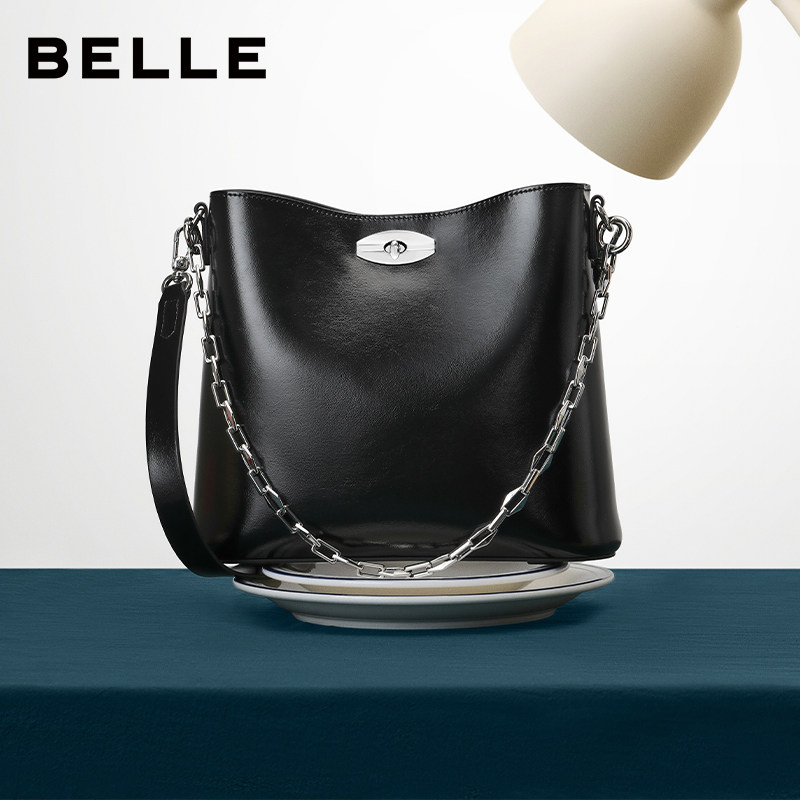 百丽包包女秋季新品简约通勤休闲油蜡质感单肩斜挎水桶包JY138CX4,箱包皮具/热销女包/男包,水桶包,淘宝优惠券,粉丝福利购,淘宝优惠卷