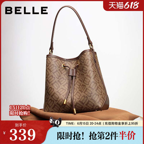 百丽包包女秋季新款复古休闲单肩斜挎手提菜篮子水桶包X2052DX5
