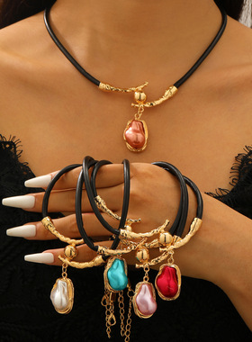项链戒指New retro colored pearl pendant Female Necklace Ring