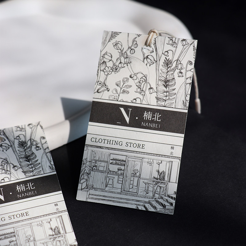 纹理感热卖新款吊牌定制服装店质感挂卡定做 网红风高端加厚卡片订做免费设计 女装男装童装通用现货吊卡订制