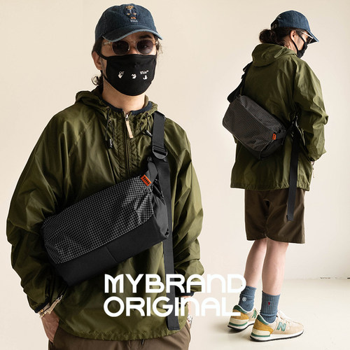 MYBRANDORIGINAL 时尚格纹多功能相机收纳包通勤出行斜挎包4L M024 - 封面
