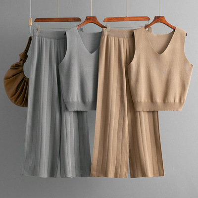 knitted vest sleeveless t-shirt时尚套装v领纯色针织背心衣+