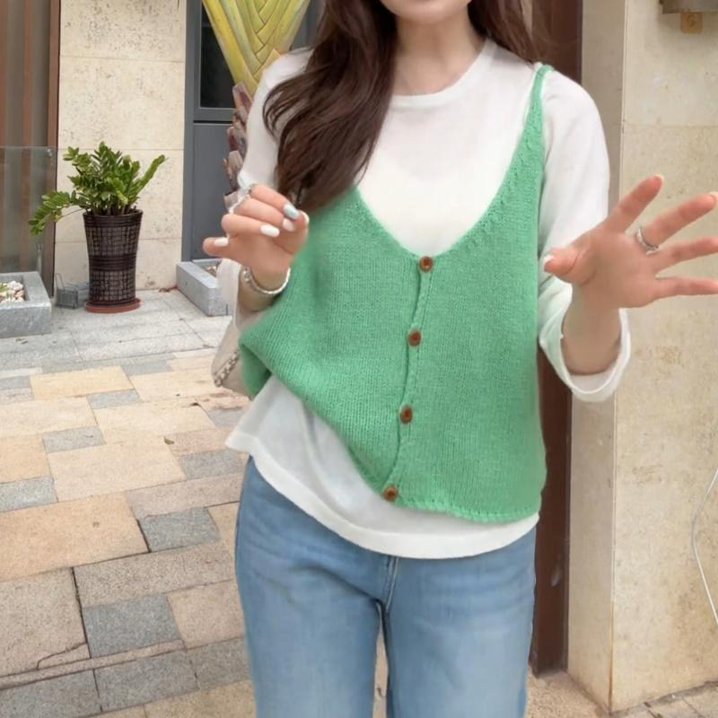 春季新款纯色v领单排扣针织小吊带背心毛衣马甲叠穿短款内搭上衣