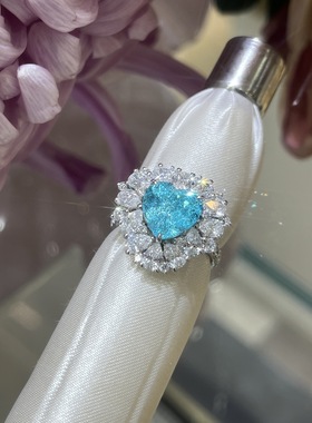 培育帕拉伊巴e4.9ct，培育钻石d2.254ct戒指18k镶嵌