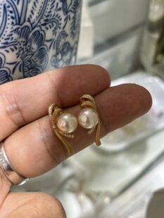 完美无瑕！！ 8.88，8.94mm奶油金金珠耳钉 18k天然钻石镶嵌