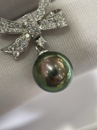 GRC五星Peacock孔雀绿Best Gem Quality无瑕9.8mm18k天然钻石镶嵌