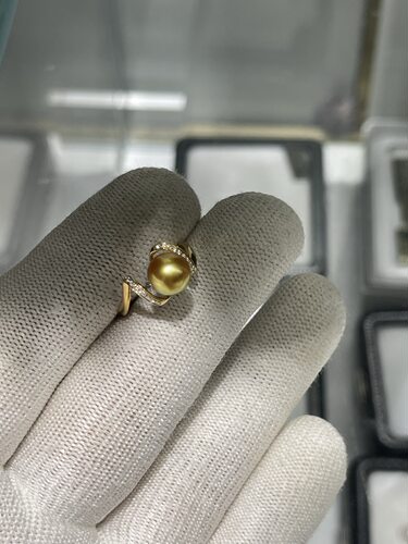 跳动的心跳 浓金7～8mm南洋金珠戒指 18k天然钻石镶嵌