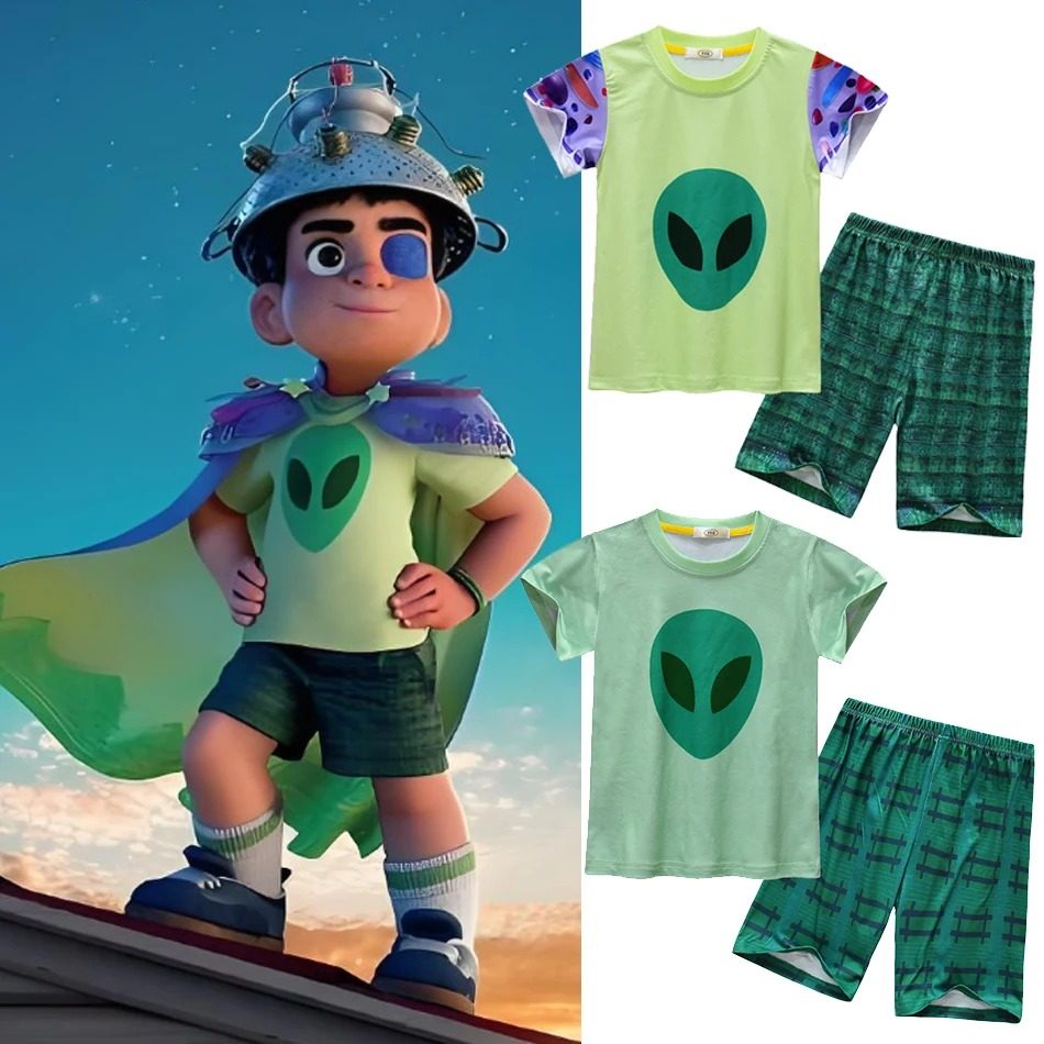 地球特派员Eliocosplay演出衣服