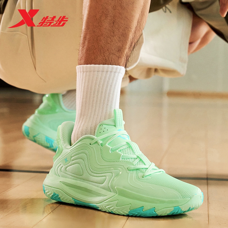 特步轻袭TD | 篮球鞋春夏新款防滑耐磨减震低帮实战专业运动鞋男