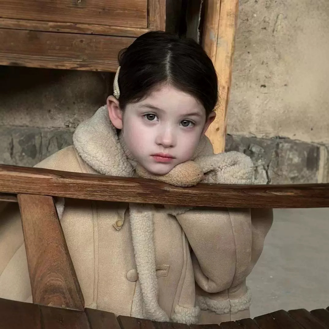 004驼色暖和大衣外衣2025冬装新