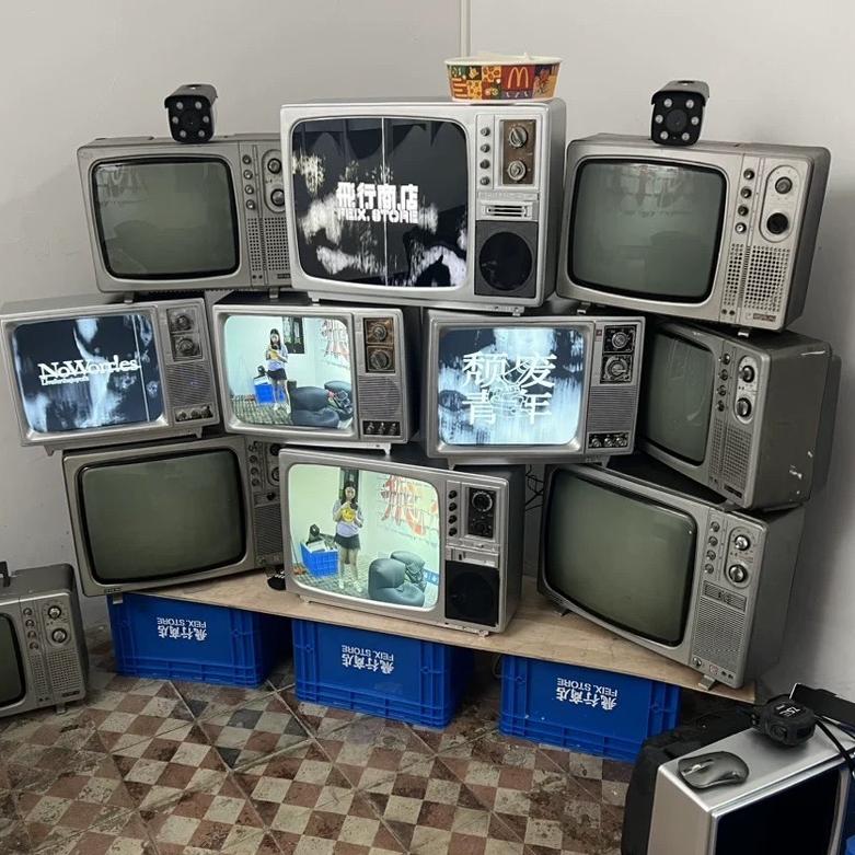 老式黑白电视机橱窗装饰摆设道具古董怀旧老物件80后经复古能播放