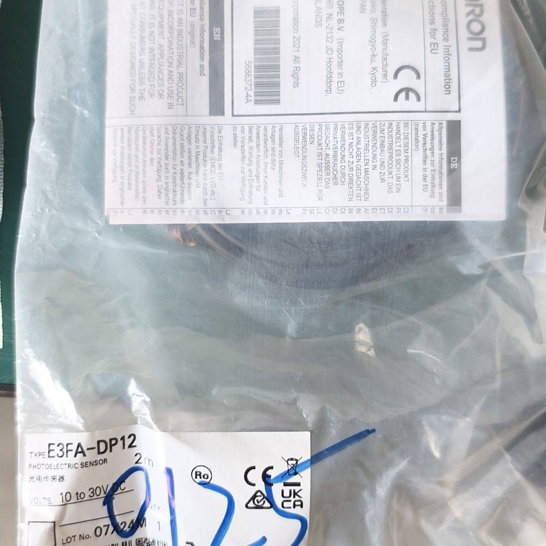 光电传感器 E3FA-DP12 2
