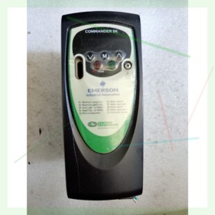 1.5kw380V 变频器 型号如图SKB340015