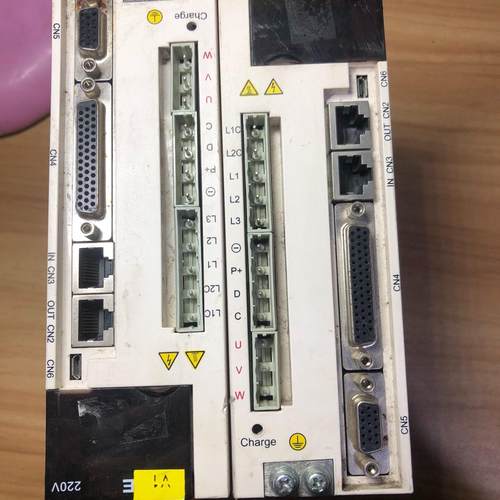 正弦交流伺服驱动器SINEE EA180-4R8-2A 实物