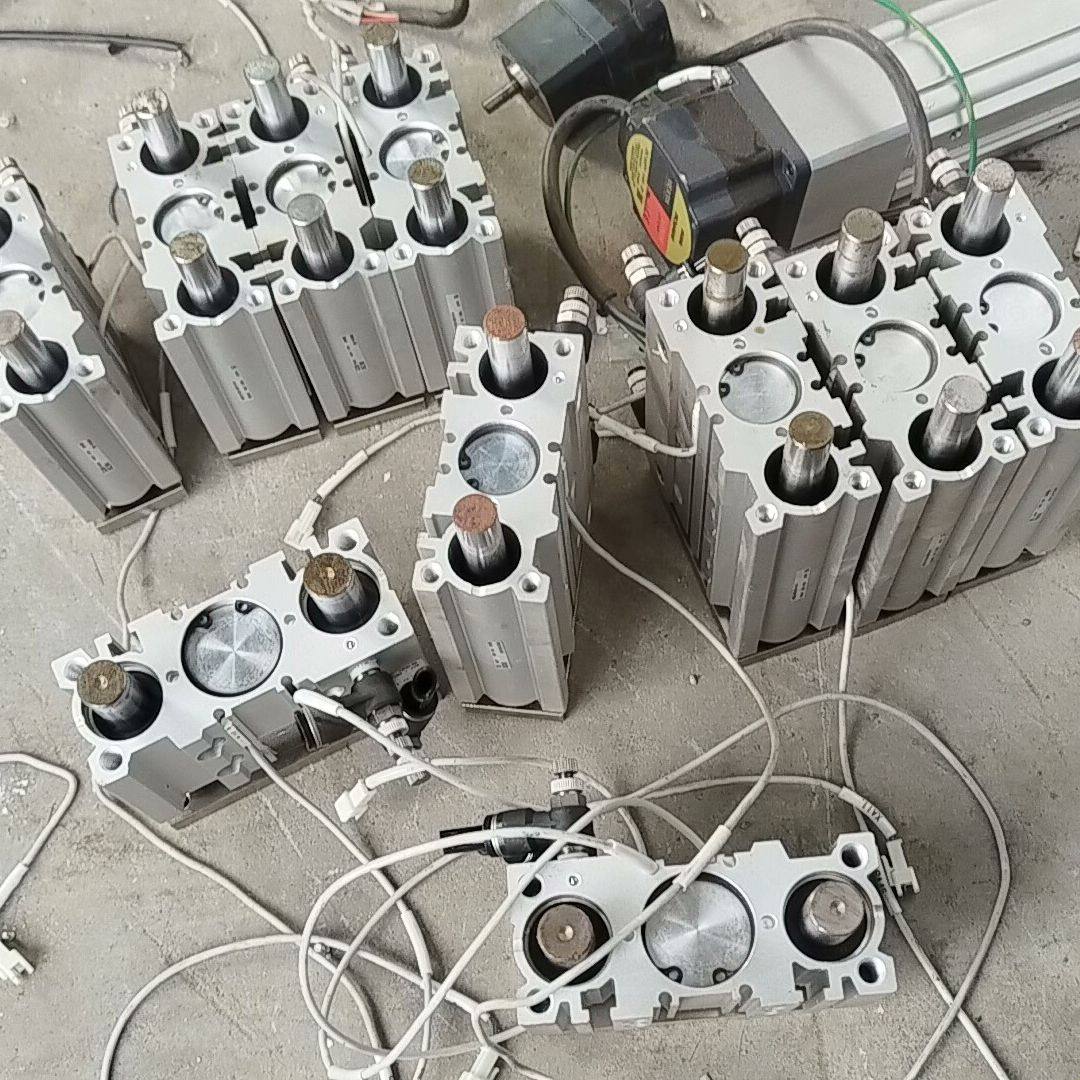 三轴气缸MGPL50-25Z MGPL25 65Z