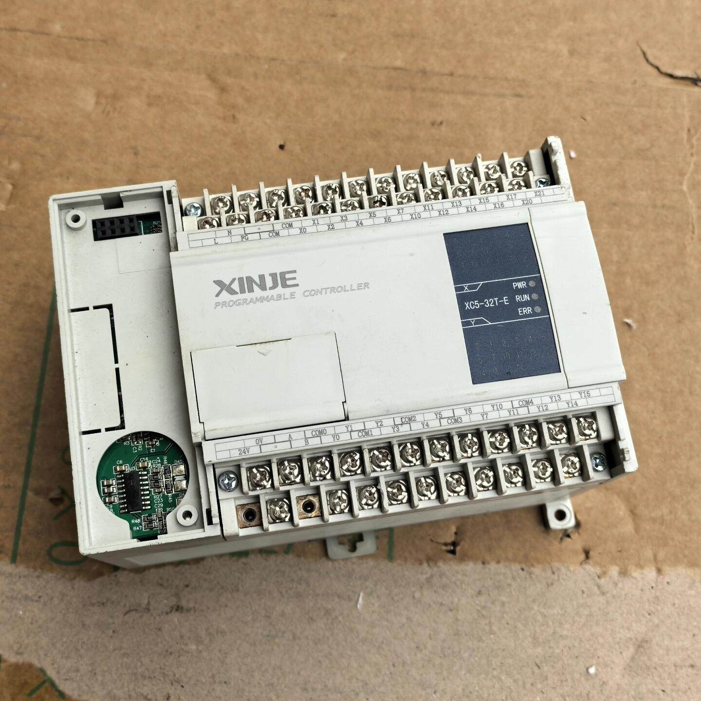 PLC XC5-32T-E详见下图