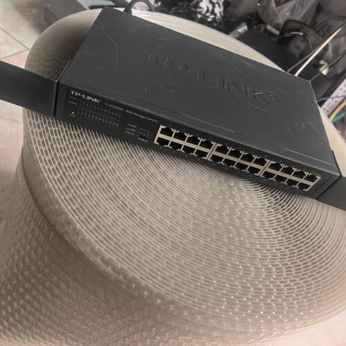 TP-LINK TL-SG2024D 24口全千兆网管交换机