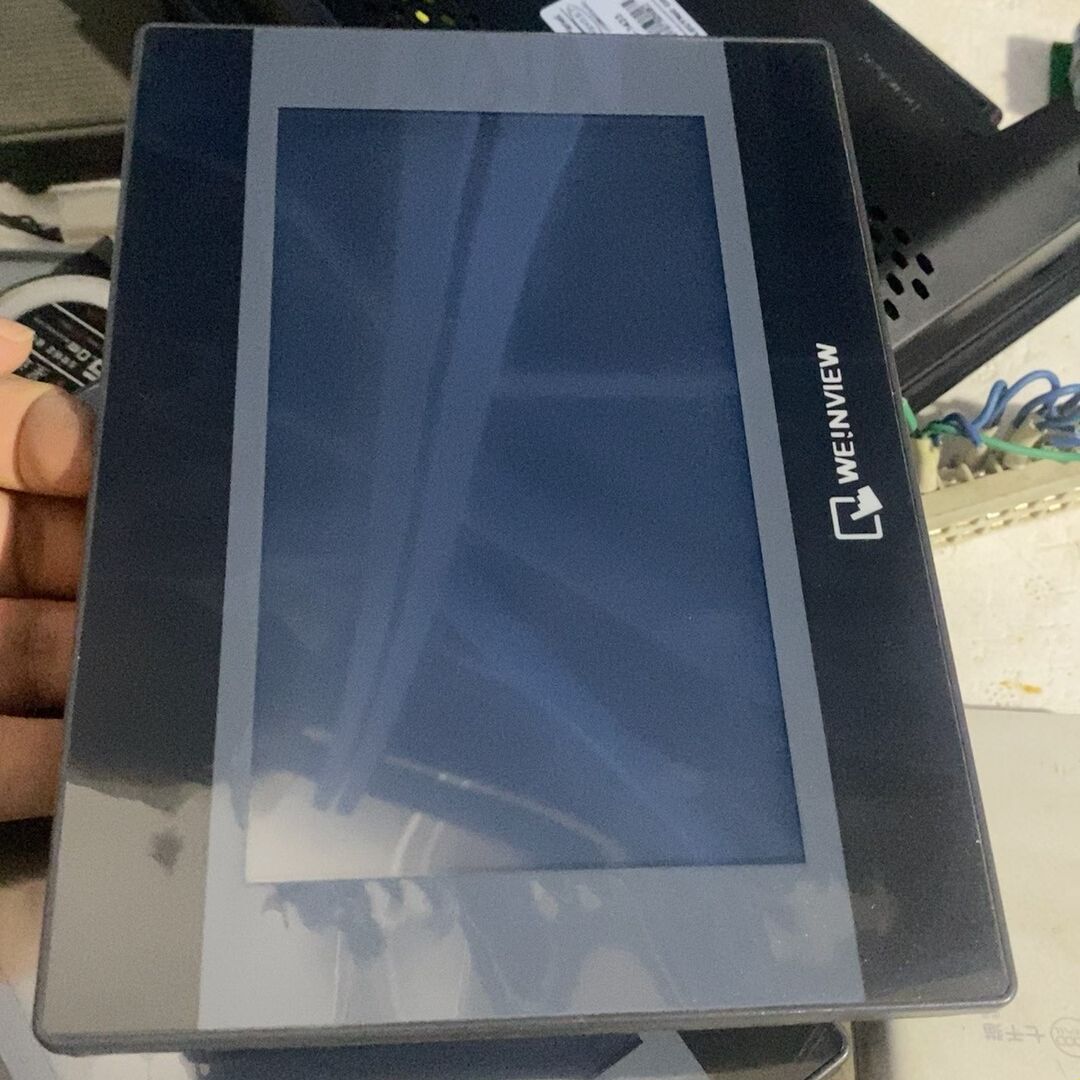 威纶通TK6071iQ触摸屏