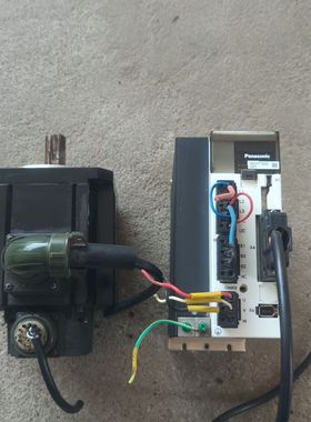 驱动电机一套 MEDHT7364E  2.5KW