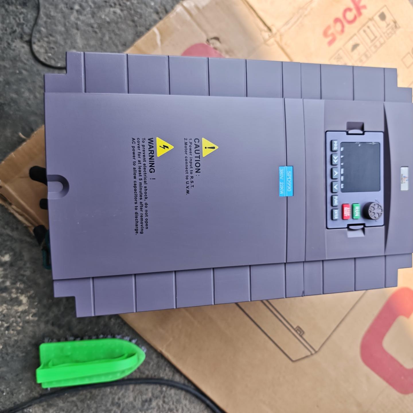 上海人民变频器SPD990-G22KW/P30KW-H3-D