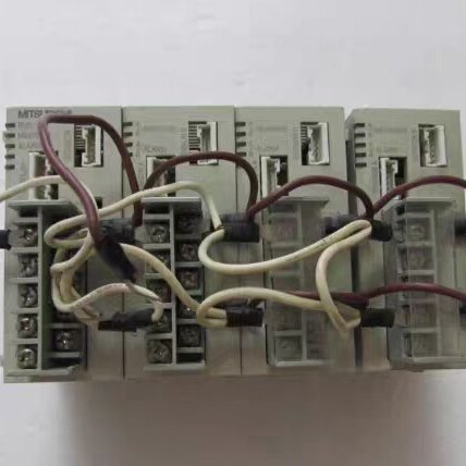 EMU2-RD7-C?  一套4片 450  重量