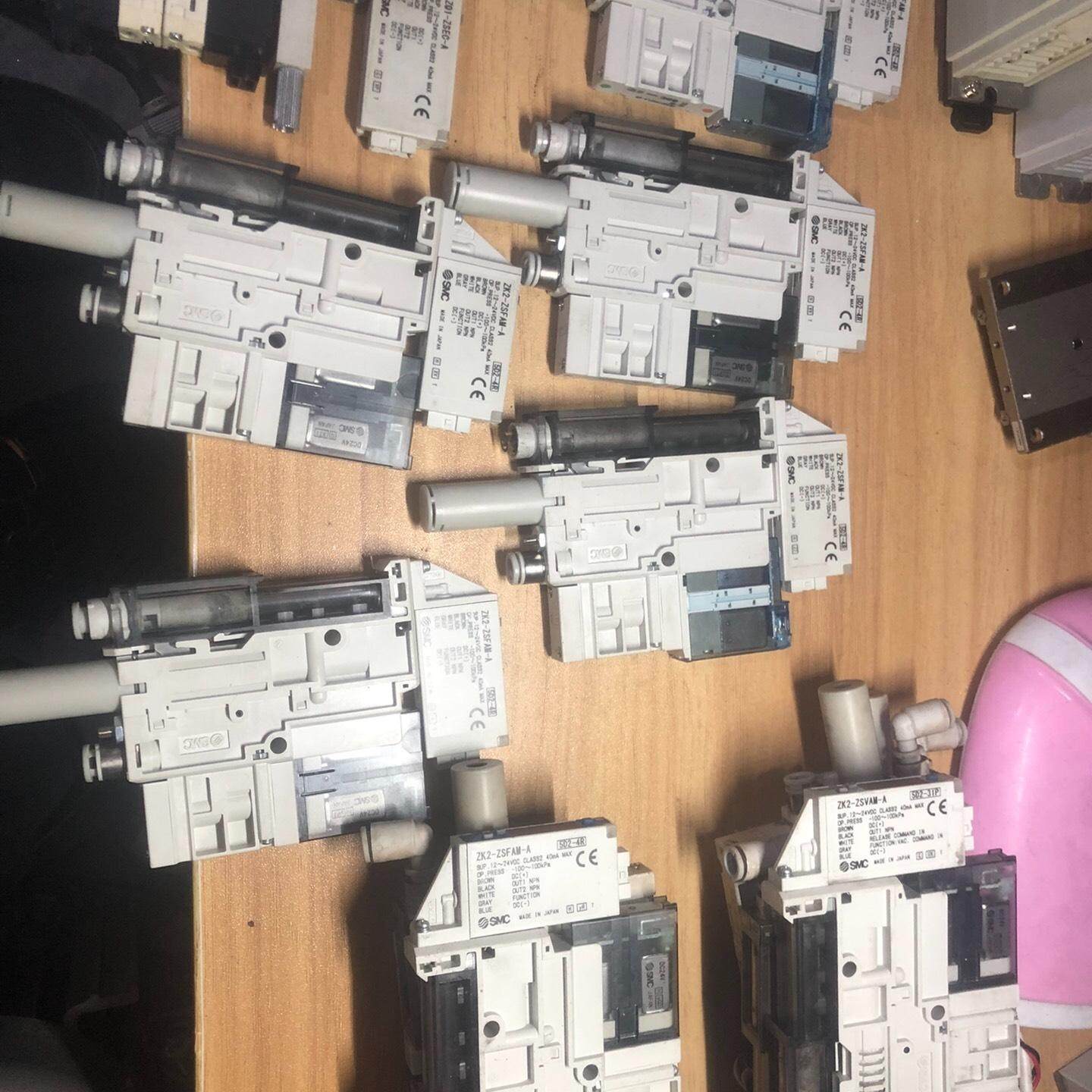 拆机真空发生器。型号ZK2-ZSFAM-A1