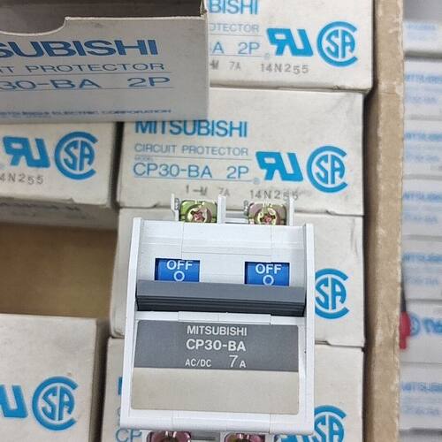 断路器CP30-BA 2P 7A日本 AC/DC
