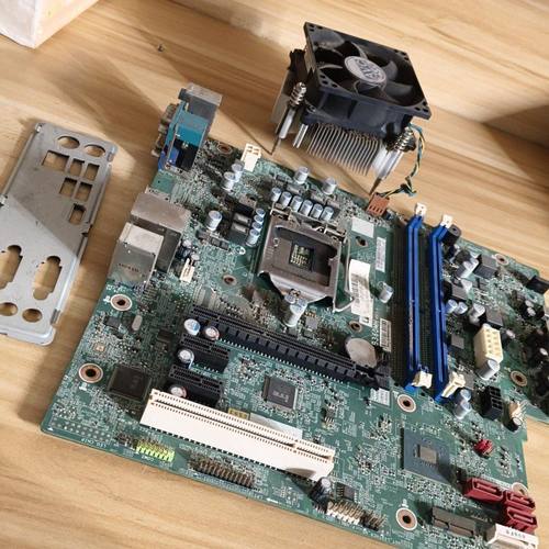 IB360MH主板 支持8 9代CPU 成色如图 功能完