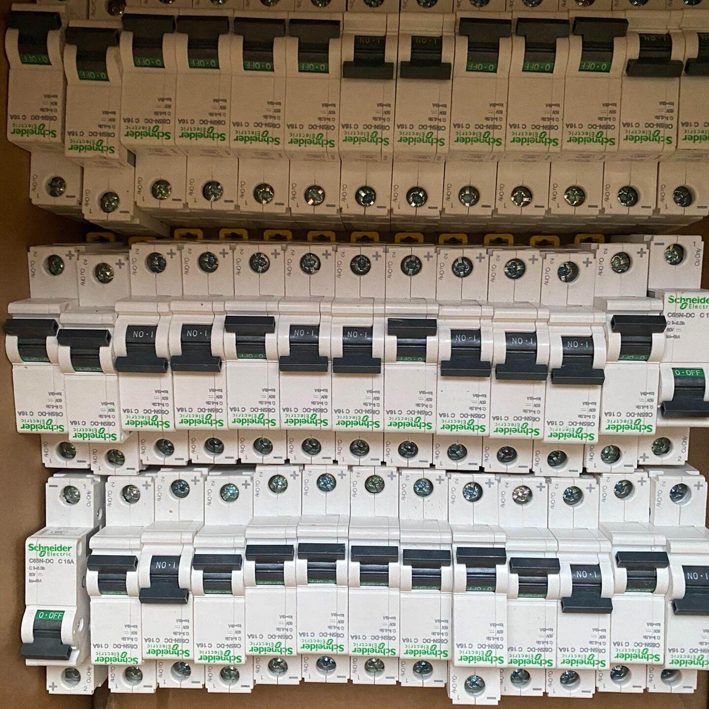 出售拆机C65N-DC16安，成色漂亮九五新29台