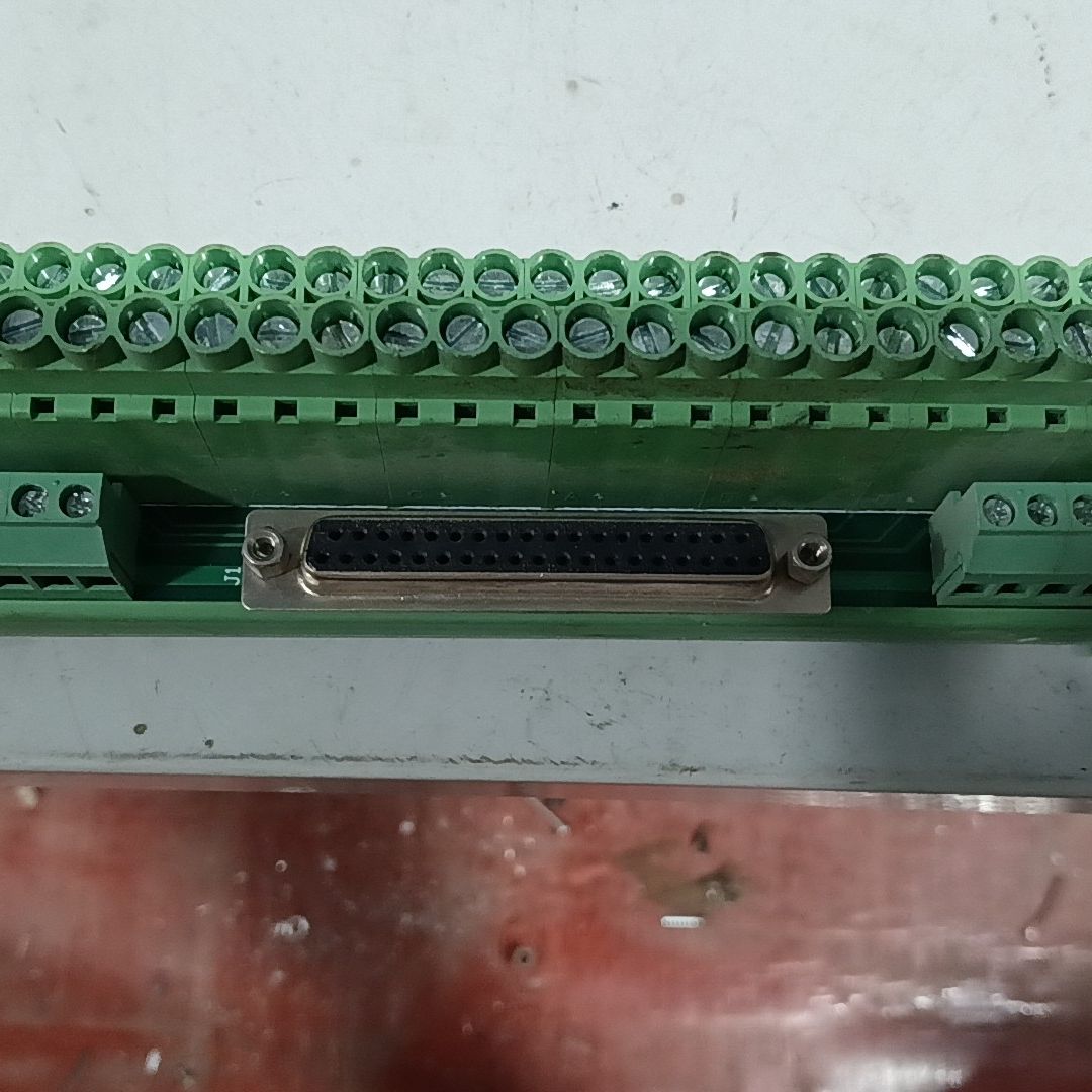 SJ90B-KPM0C2R接线端子板 拆机件 带DB37母头