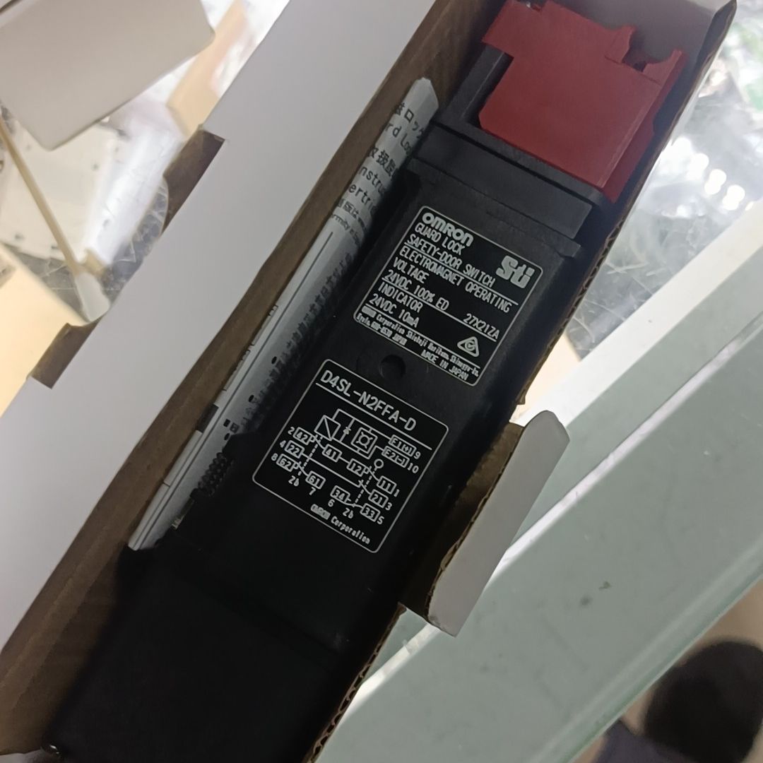 安全门锁D4SL-N2FFA-D实物和外包装不一致