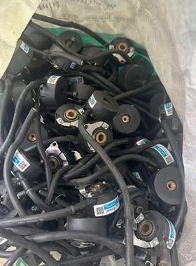 多摩川编码器TS6214N332 成色如图 实物拍摄 线长约