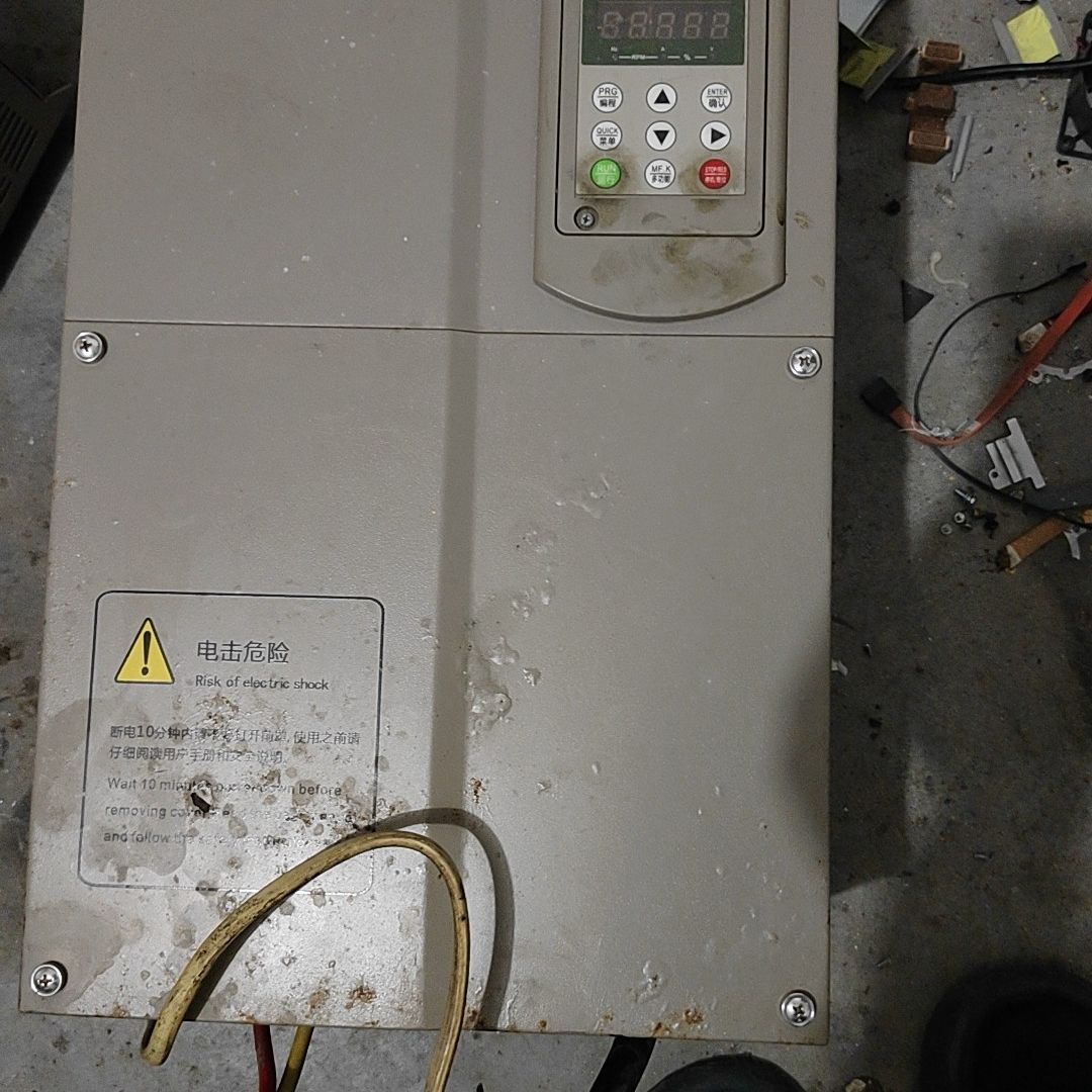 海仕达变频器 HSD7000-22G 22KW/380V 拆