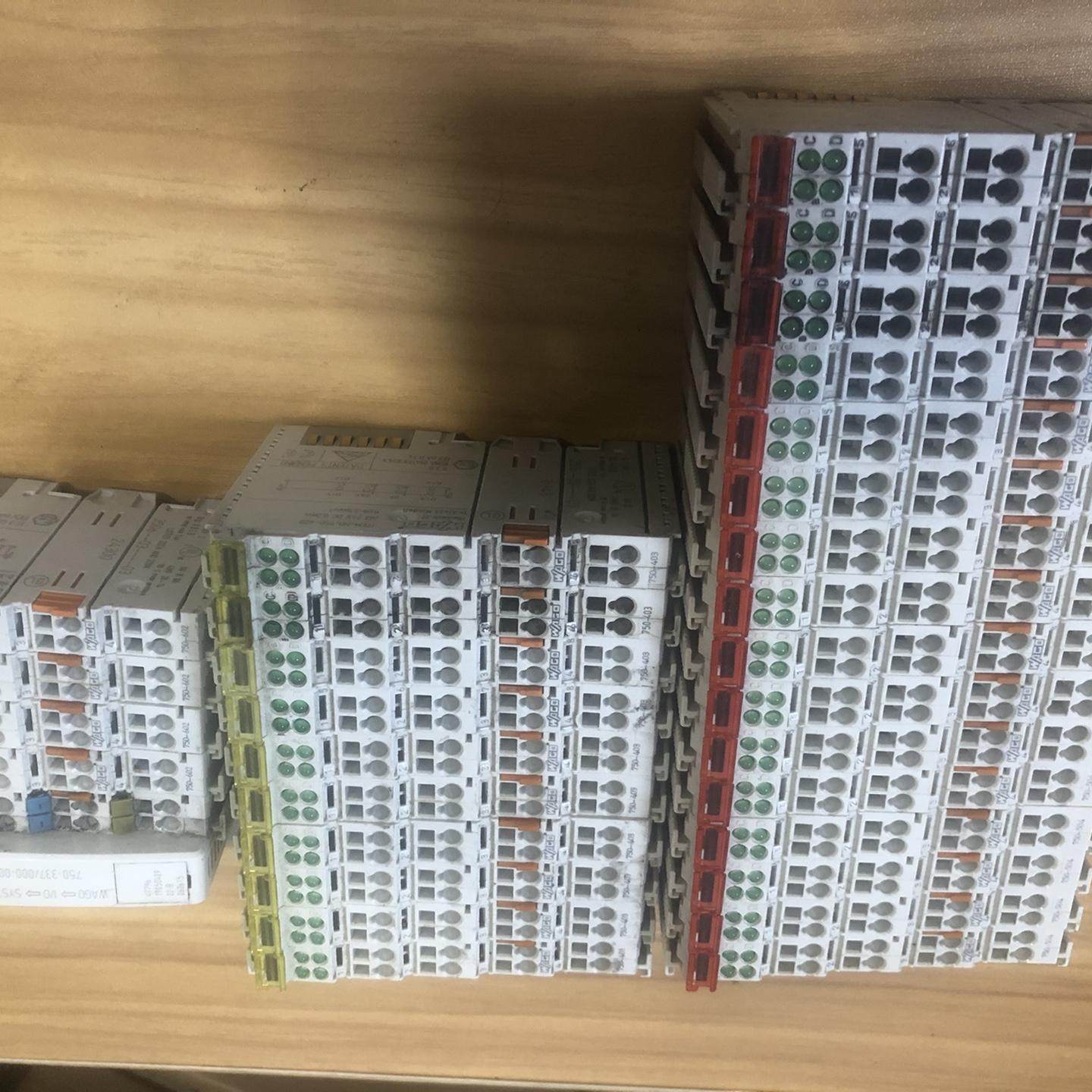 万可模块 型号：750-602有5片750-403有10片