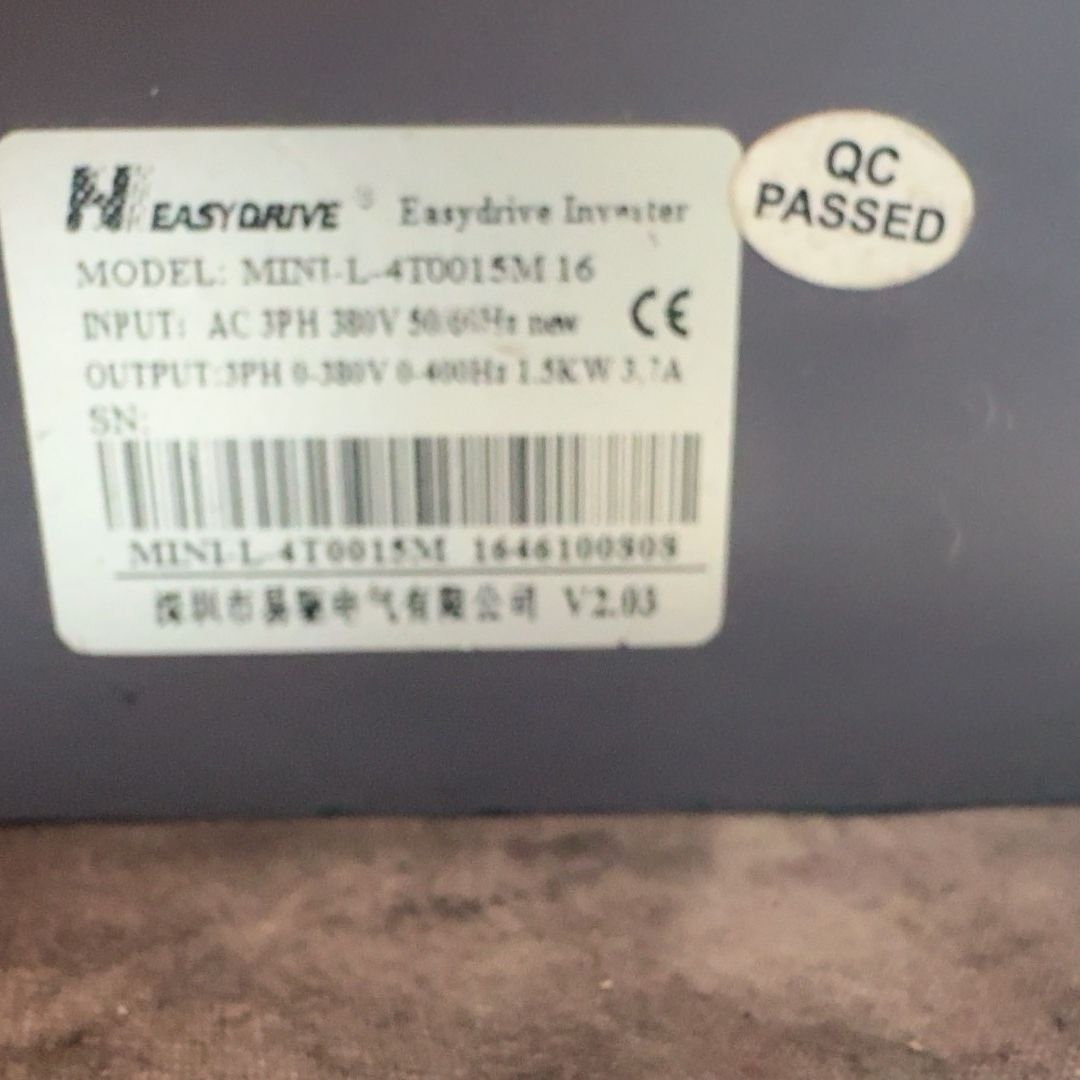 【易驱变频器】MINI-L-4T0015M 1.5KW
