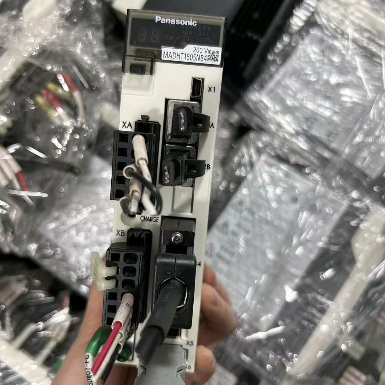 驱动器MADHT1505NB4 成色漂亮 功能包好 现货