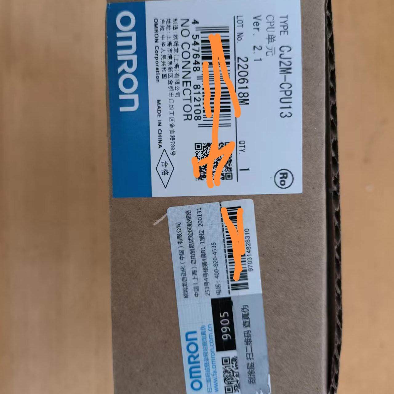 CJ2M-CPU13 2022年产品 一件。