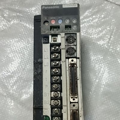 伺服驱动器MSDA043A2A26 400W实物拍摄