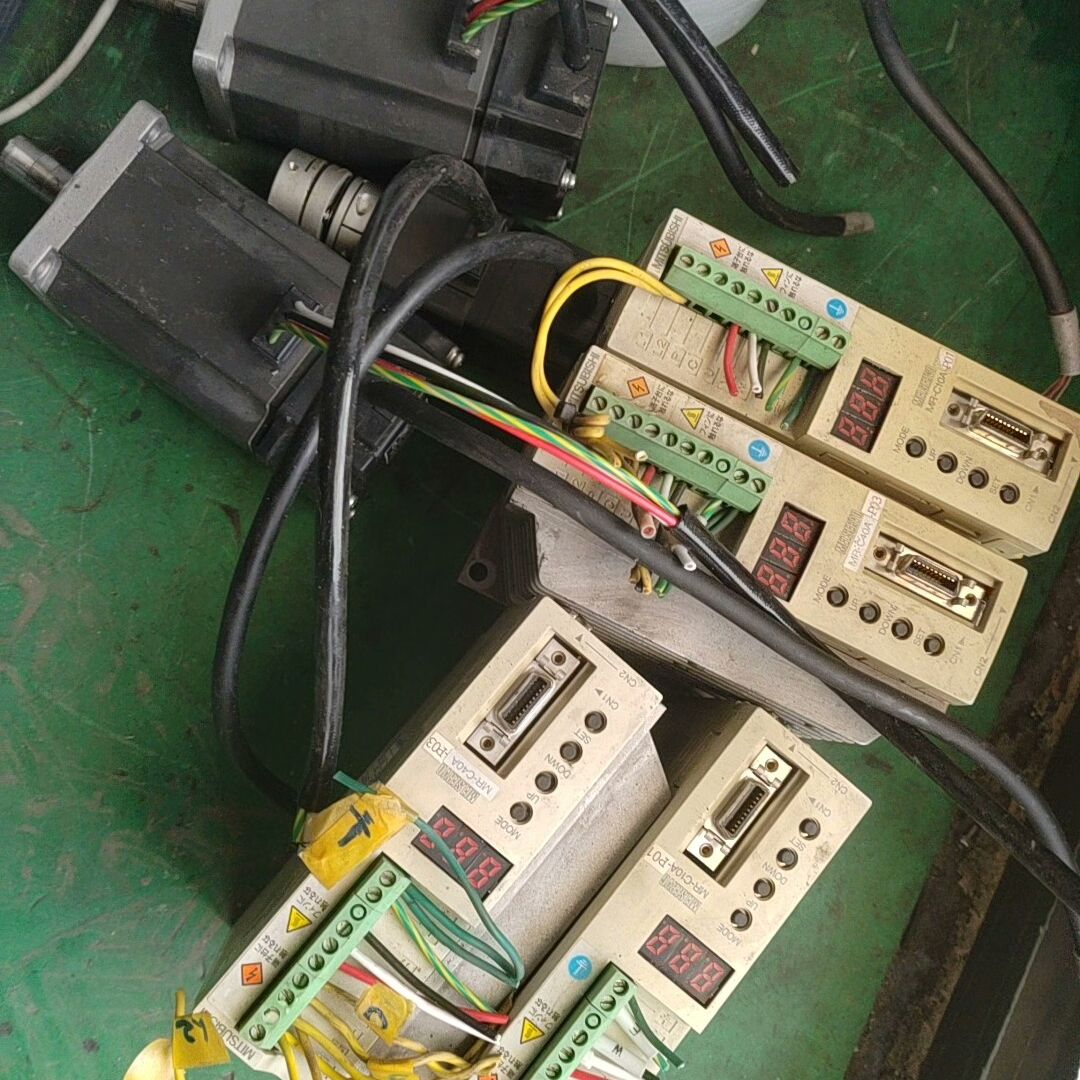 伺服驱动器MR-C40A-P03