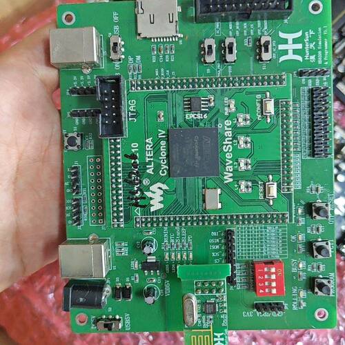 Waveshare Cyclone IV EP4CE10F1