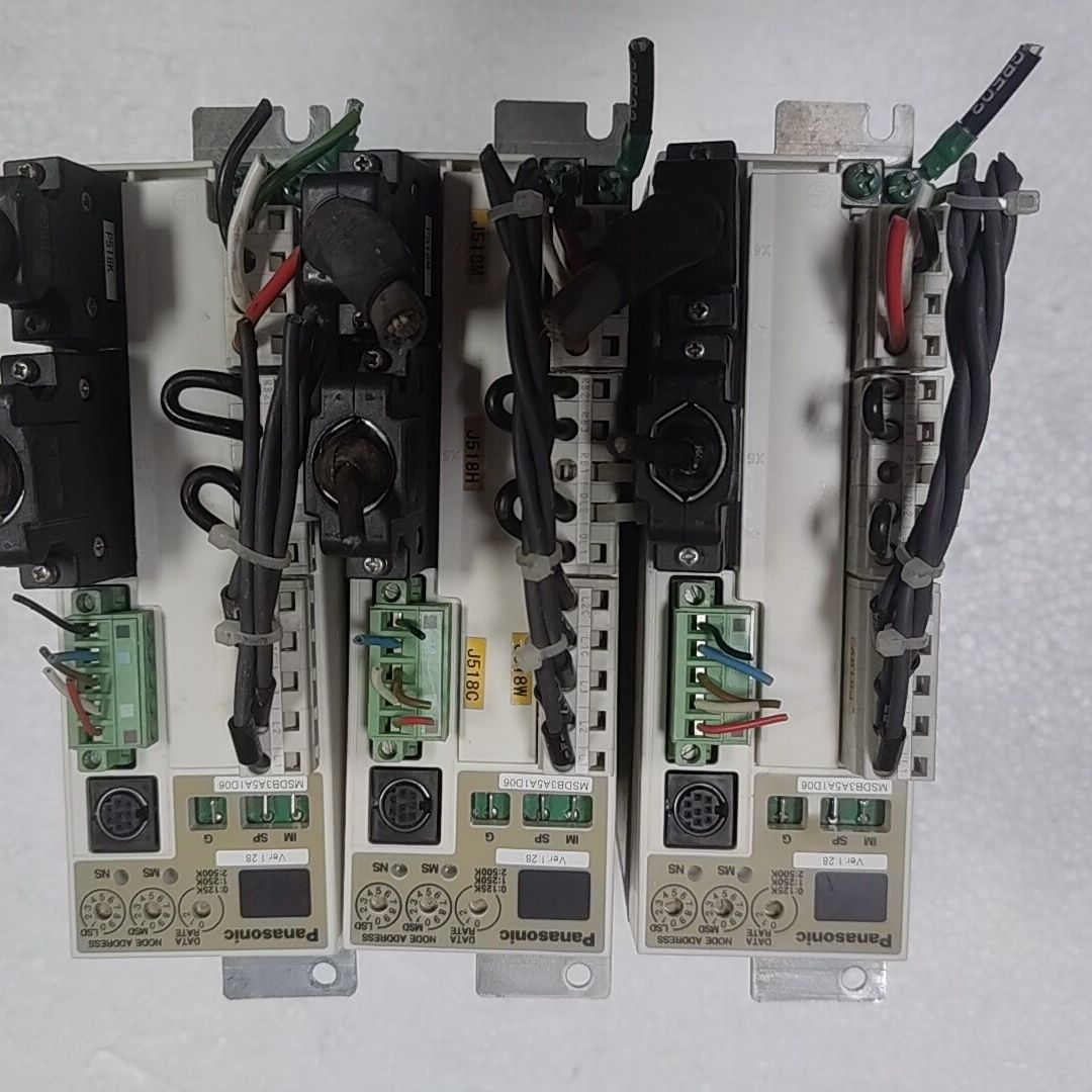 30W伺服驱动器 MSDB3A5A1D06 实物拍摄 拆