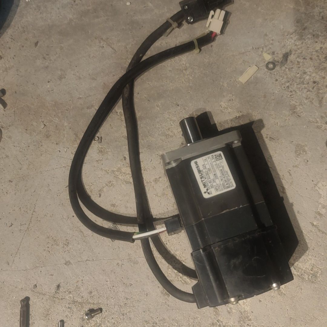 伺服电机HC-KFS23G2-S24 200W 3AC