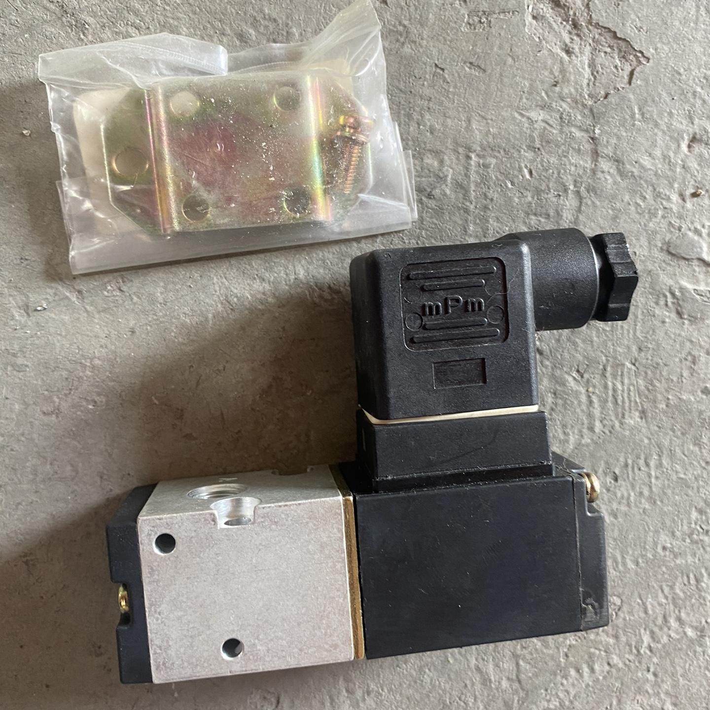 小金井KOGANEI电磁阀SV100E2-11-39-s