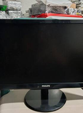 / 226V4L显示器 成色如图 实物拍