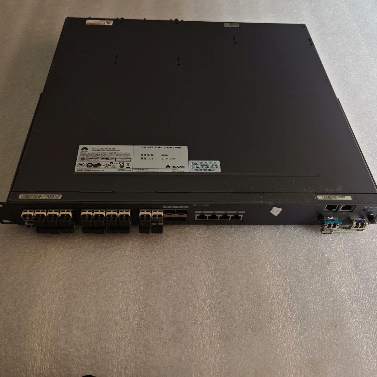 Quidway S5328C-EI-24S三层交换机 2